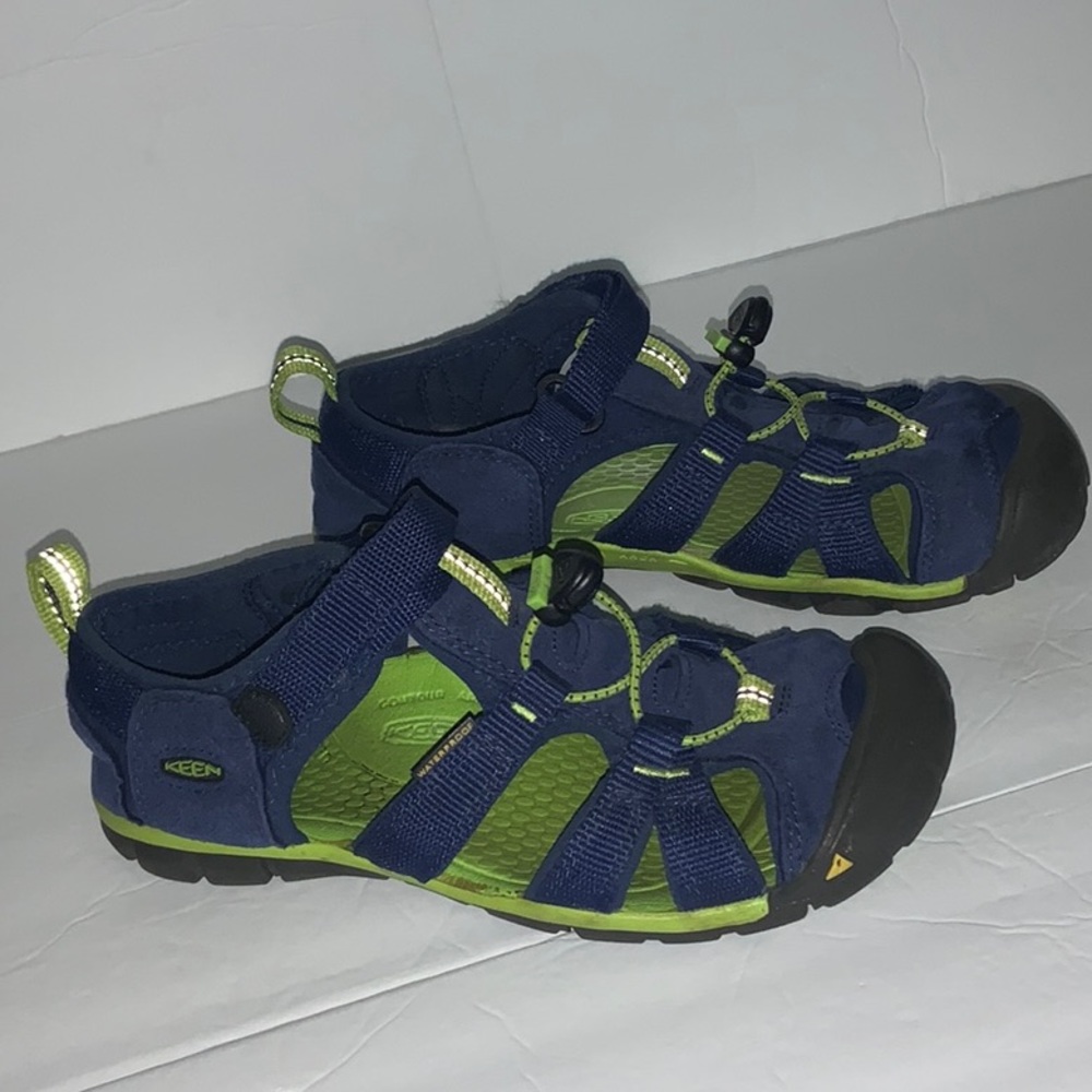 KIDS BLUE WATERPROOF KEEN SANDALS SZ 3